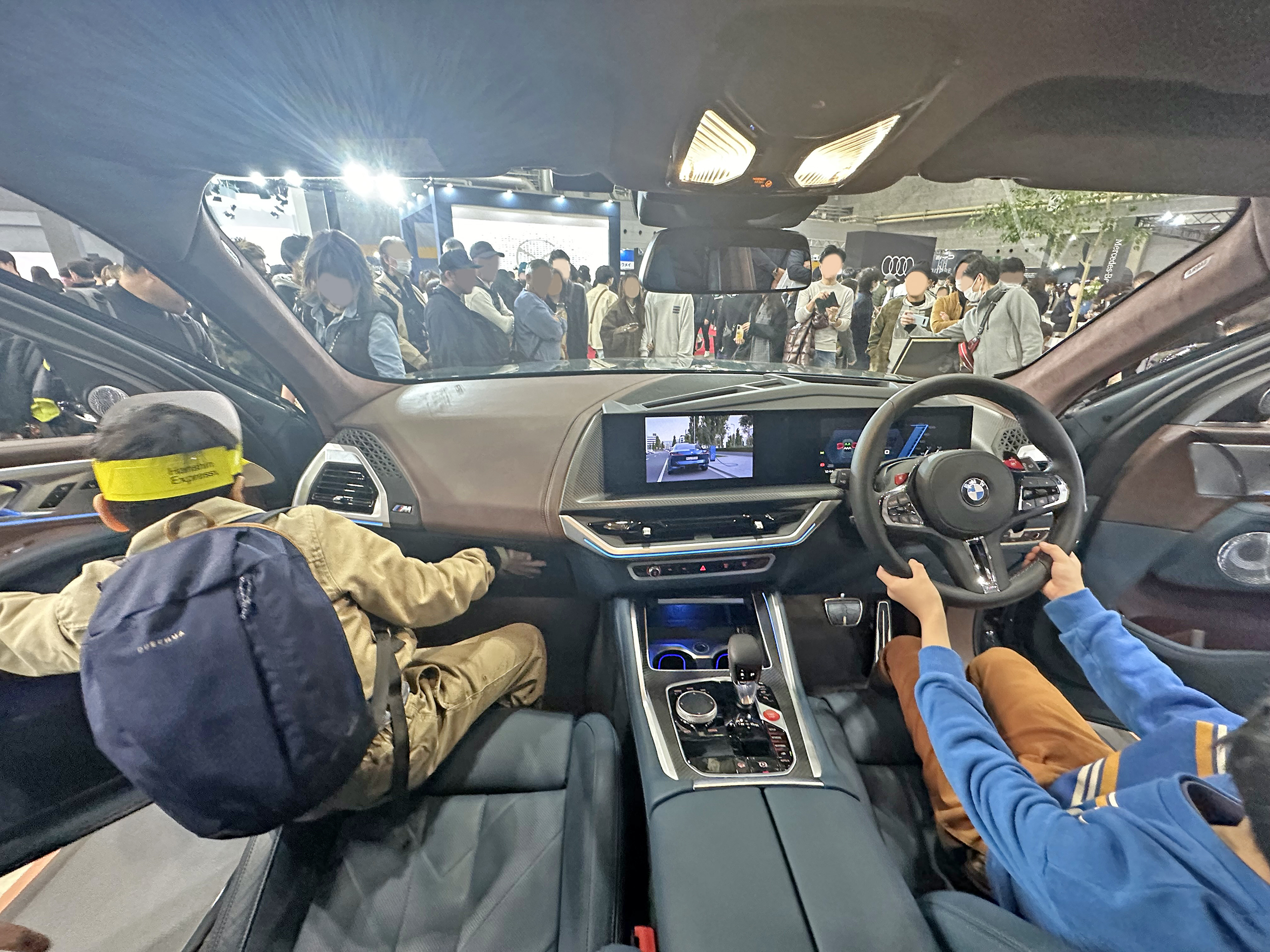 BMW i5 M60 고성능 전기 세단