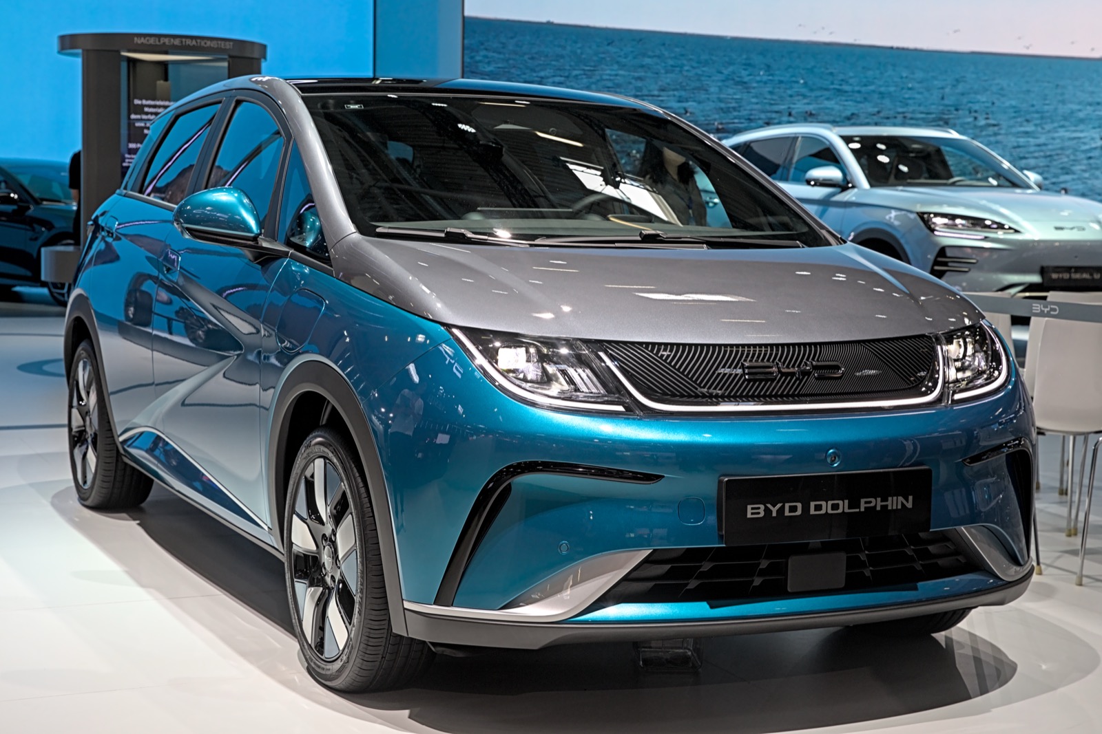 BYD 돌핀 유럽 글로벌 사양 외관 전측면